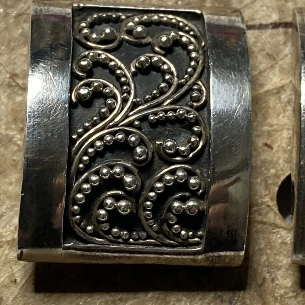 Vintage‎ Lois Hill Curved Rectangular Sterling Granulated Clip Earrings